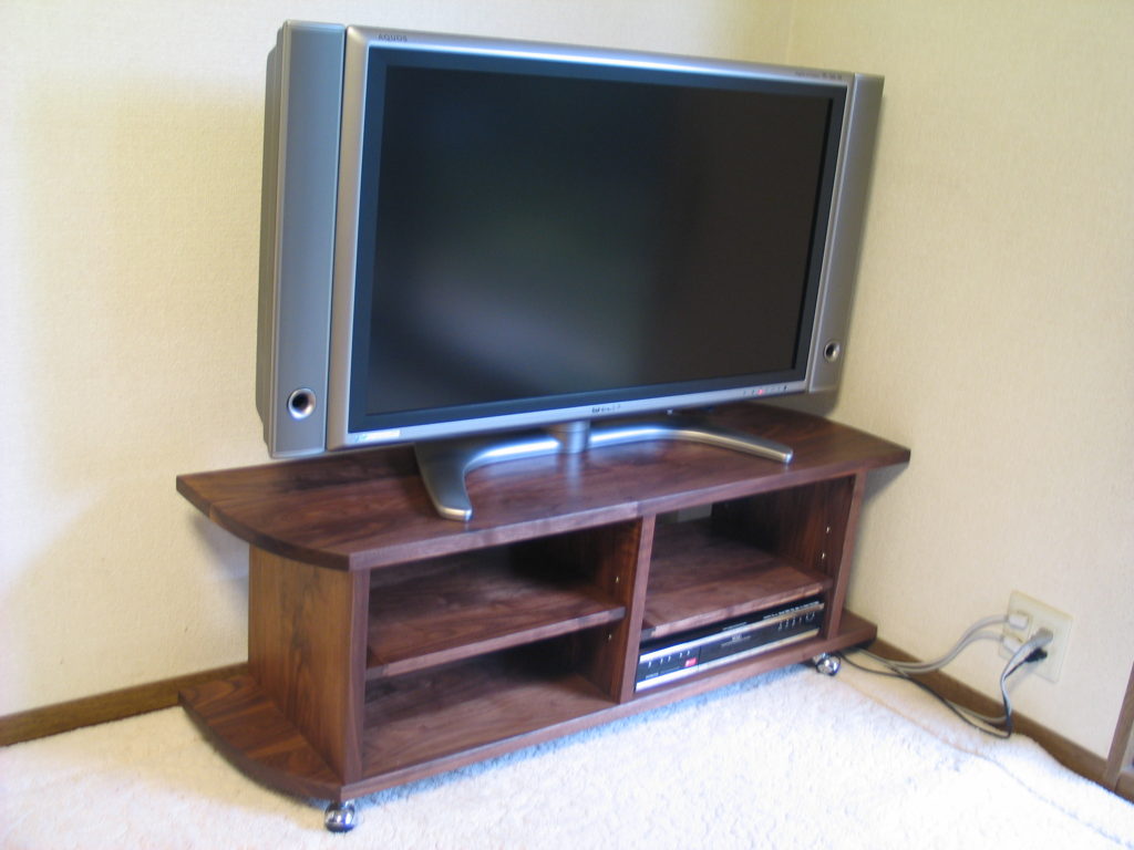 TV BOARD